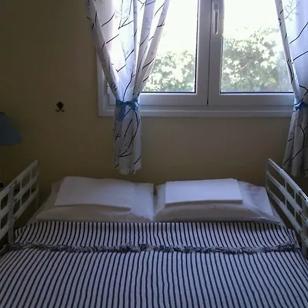 Dom wakacyjny Lagonissi Summer House