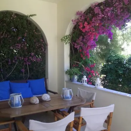 Lagonissi Summer House Lagonisi